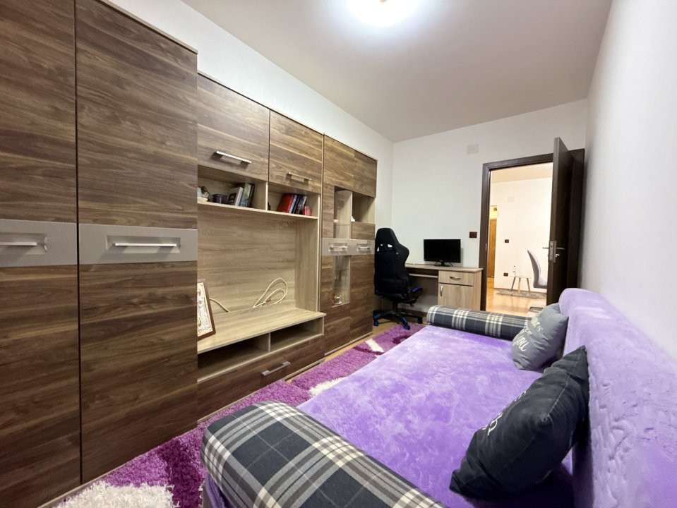 Apartament cu 3 camere de vanzare in Timisoara, zona Soarelui 2, foxfort.ro