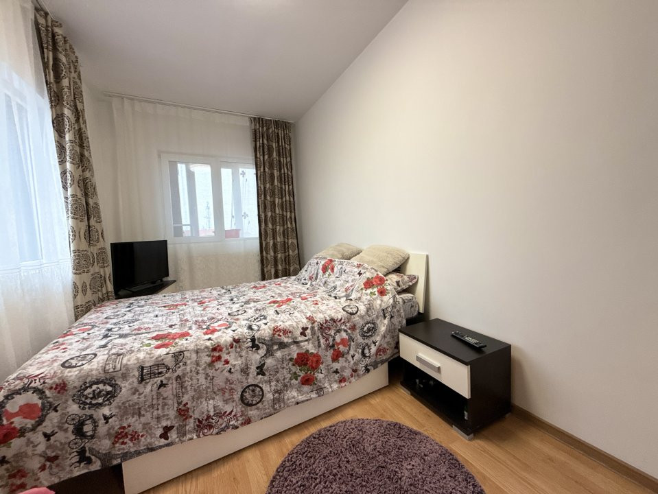 Apartament cu 3 camere de vanzare in Timisoara, zona Soarelui 16, foxfort.ro