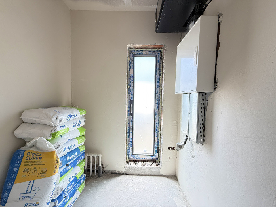 Duplex cu 3 camere si teren de 247 mp de vanzare in localitatea Sacalaz 10, foxfort.ro