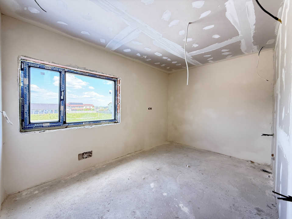 Duplex cu 3 camere si teren de 247 mp de vanzare in localitatea Sacalaz 11, foxfort.ro