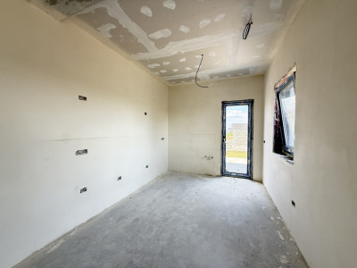 Duplex cu 3 camere si teren de 247 mp de vanzare in localitatea Sacalaz imagine mica 7, foxfort.ro