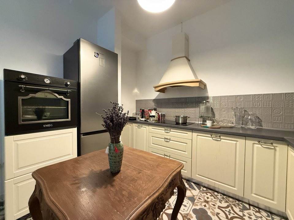 Apartament cu 2 camere de vanzare in Timisoara, zona Ultracentral 11, foxfort.ro