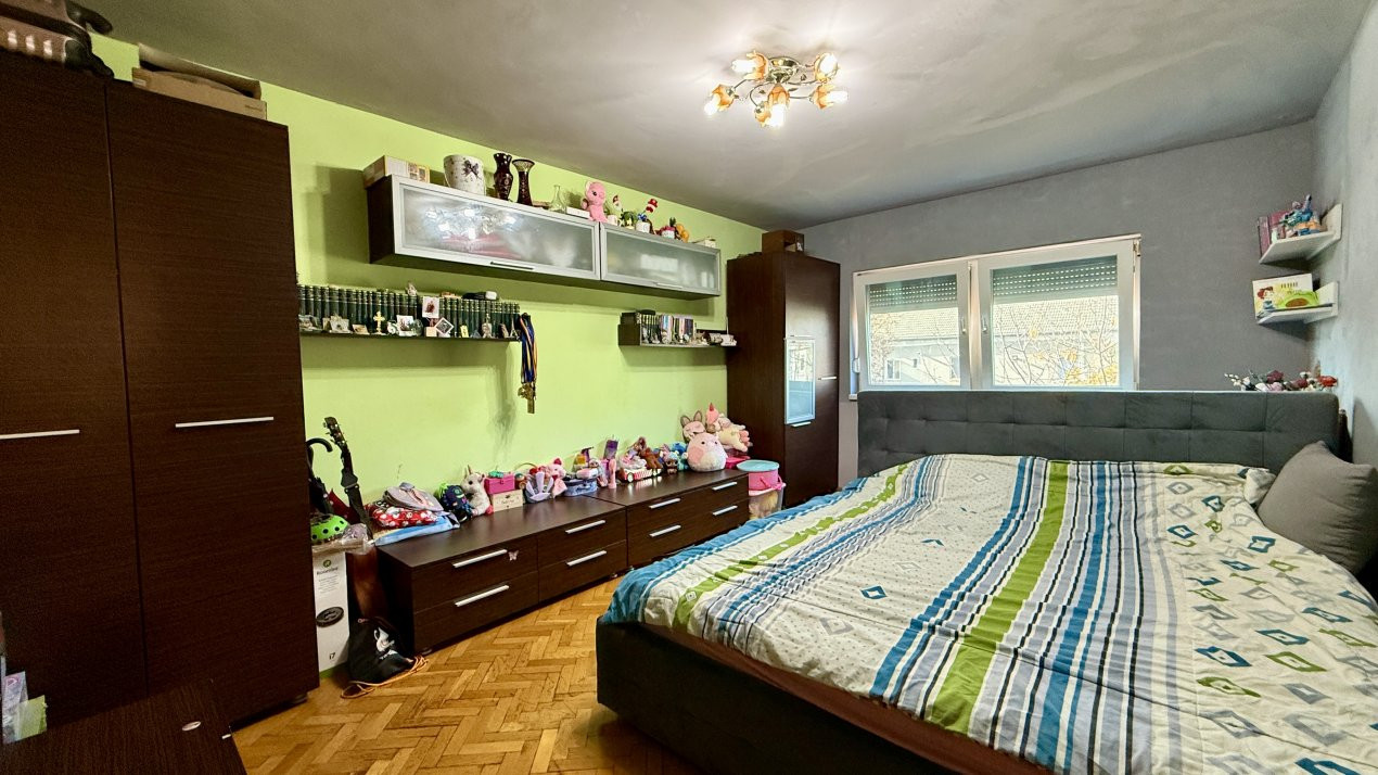 Apartament cu 2 camere de 50 mp + balcon, zona Lipovei 3, foxfort.ro