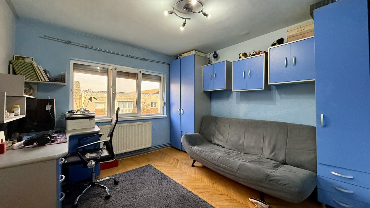 Apartament cu 2 camere de 50 mp + balcon, zona Lipovei 4, foxfort.ro