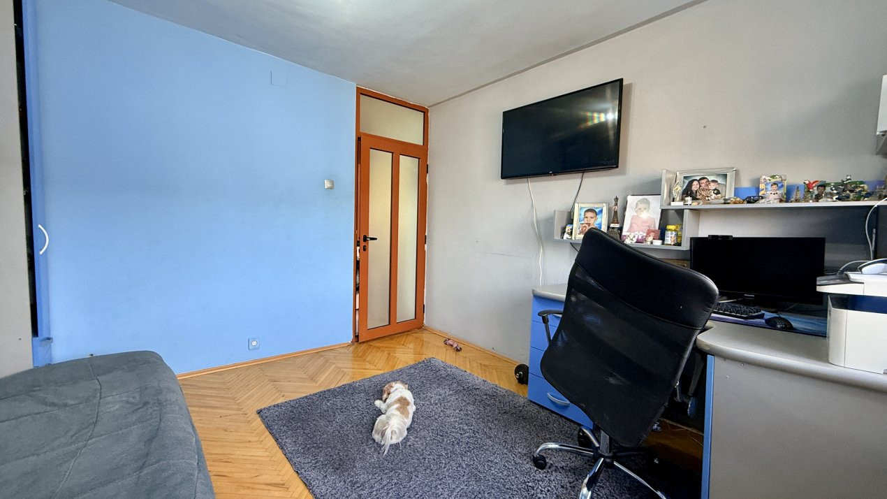 Apartament cu 2 camere de 50 mp + balcon, zona Lipovei 5, foxfort.ro