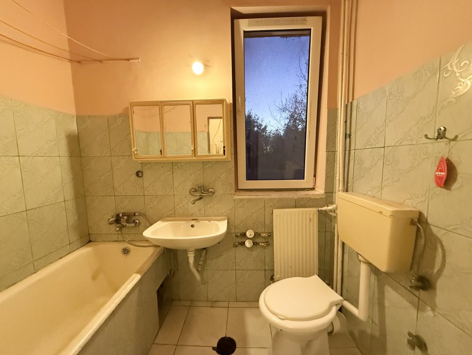 Garsoniera cu o camera de vanzare in Timisoara, zona Ronat 10, foxfort.ro