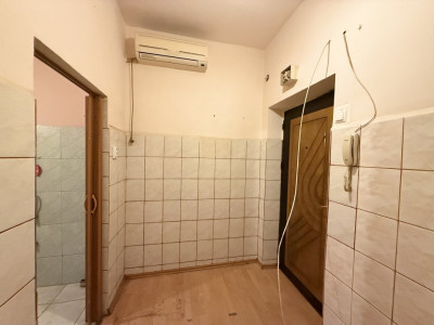 Garsoniera cu o camera de vanzare in Timisoara, zona Ronat imagine mica 6, foxfort.ro