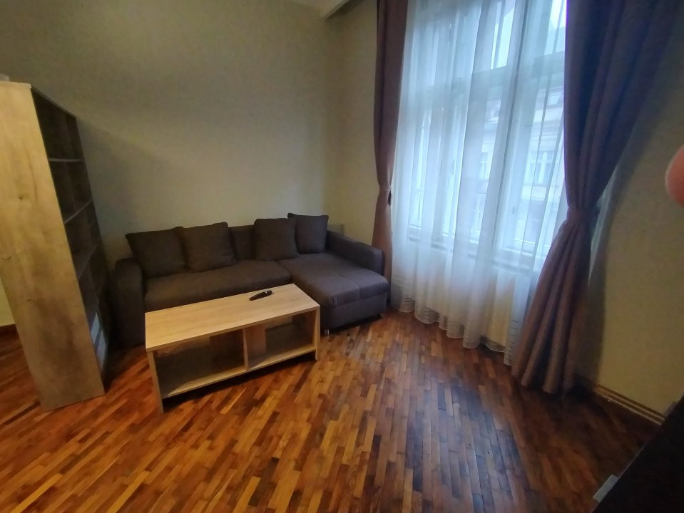 Apartament cu o camera de inchiriat in Timisoara, zona P-ta Victoriei 1, foxfort.ro