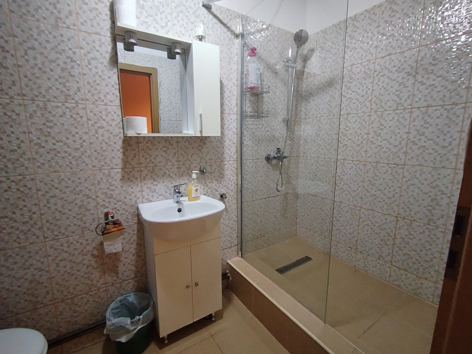Apartament cu o camera de inchiriat in Timisoara, zona P-ta Victoriei 6, foxfort.ro