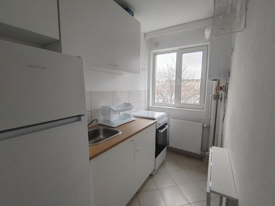 Apartament cu 3 camere de inchiriat, zona Girocului 3, foxfort.ro