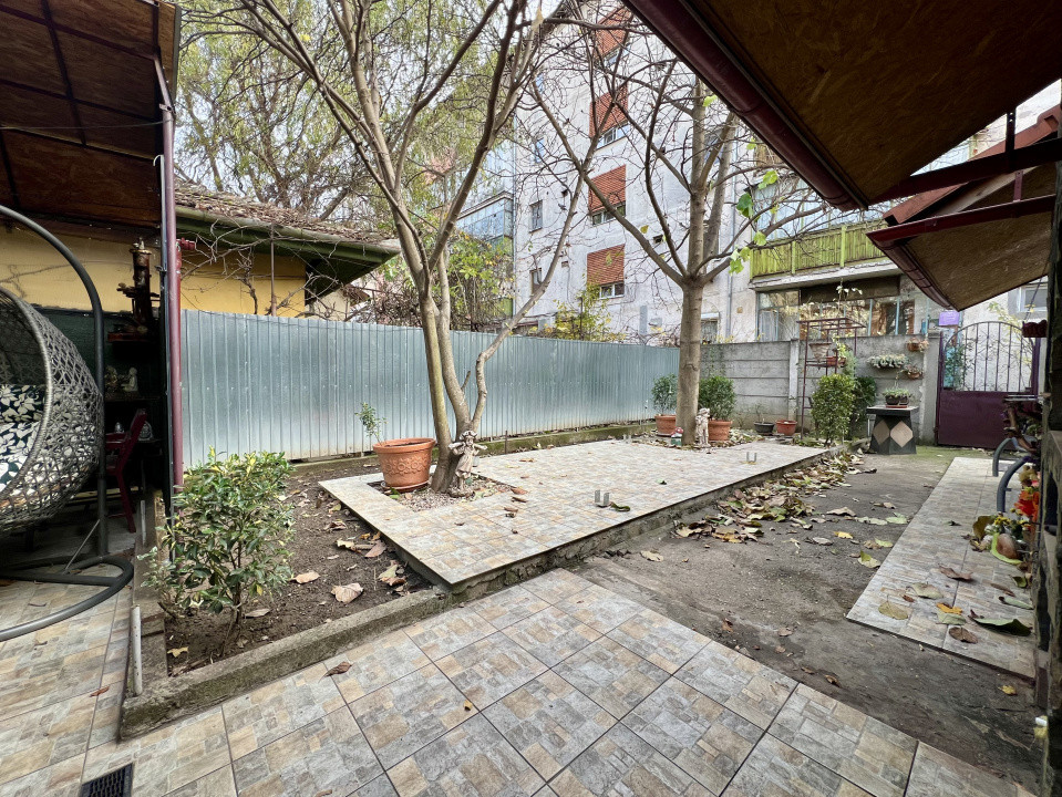 Casa individuala cu 4 camere de vanzare, zona Girocului 14, foxfort.ro