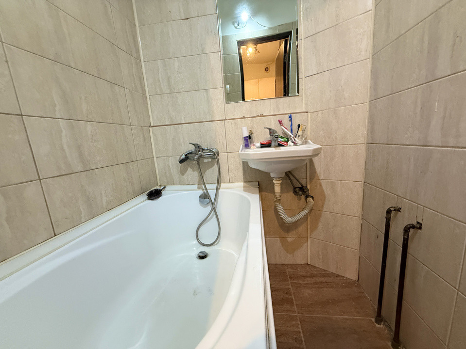 Garsoniera cu o camera de vanzare in Timisoara, zona Ronat 3, foxfort.ro