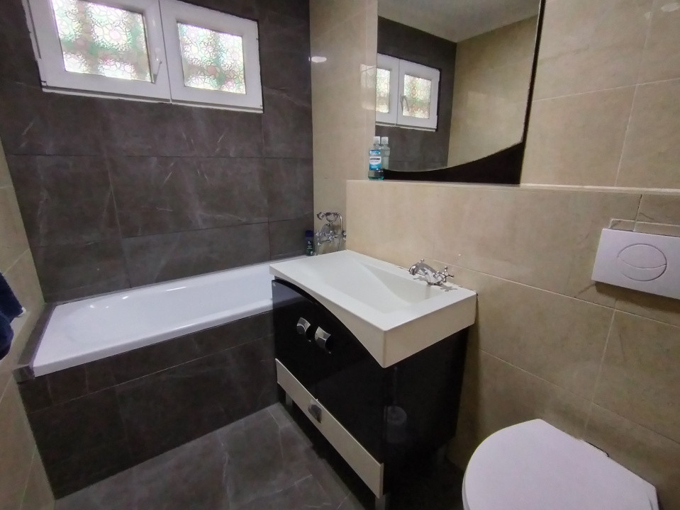 Apartament cu 2 camere de inchiriat, mobilat si utilat in zona Circumvalatiunii 4, foxfort.ro