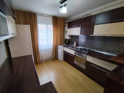 Apartament cu 2 camere de inchiriat, mobilat si utilat in zona Circumvalatiunii