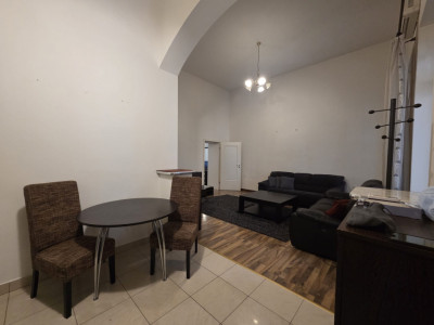 Apartament cu 2 camere semidecomandat, et 1, zona Centrala imagine mica 6, foxfort.ro