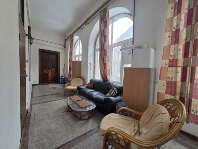 Apartament cu 2 camere semidecomandat, et 1, zona Centrala imagine mica 9, foxfort.ro