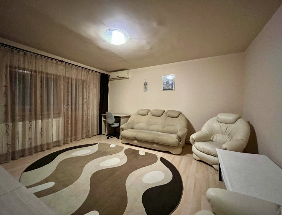 Apartament cu 3 camere de inchiriat, zona Aradului. 1, foxfort.ro