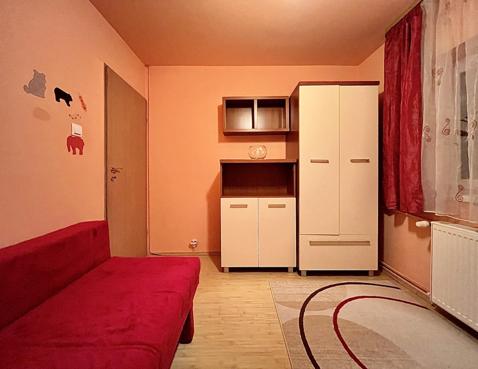 Apartament cu 3 camere de inchiriat, zona Aradului. 10, foxfort.ro