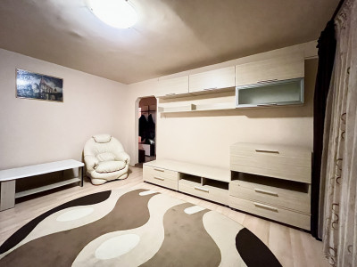 Apartament cu 3 camere de inchiriat, zona Aradului. imagine mica 2, foxfort.ro