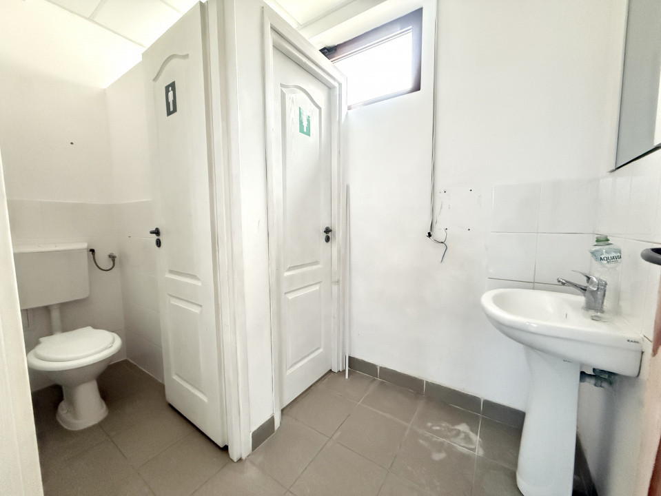 Cladire comerciala cu regim de inaltime P+2 E+M, suprafata 550 mp de inchiriat 12, foxfort.ro