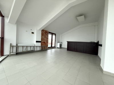 Cladire comerciala cu regim de inaltime P+2 E+M, suprafata 550 mp de inchiriat imagine mica 14, foxfort.ro