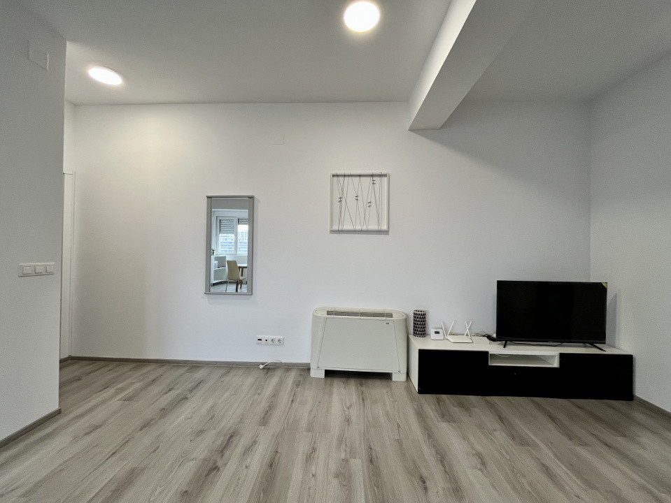 Apartament 2 camere de inchiriat, zona Torontalului 4, foxfort.ro
