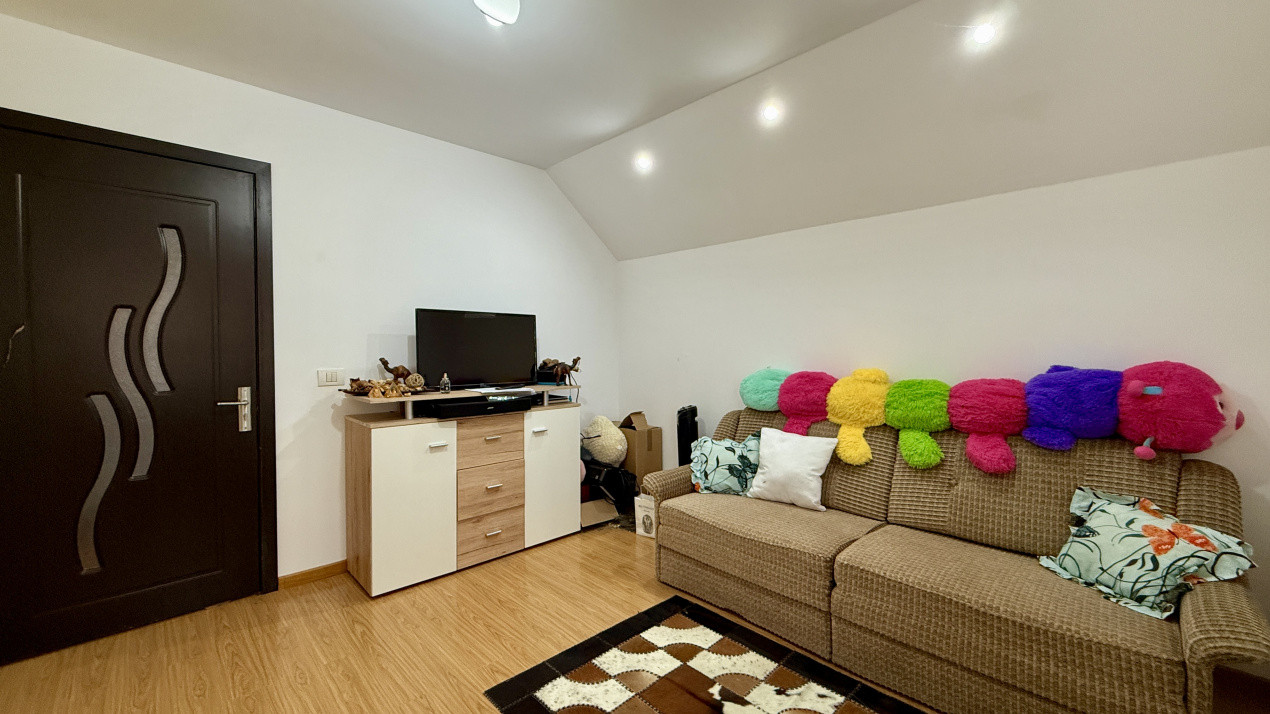 Casa individuala 4 camere, de vanzare - Sanandrei 9, foxfort.ro