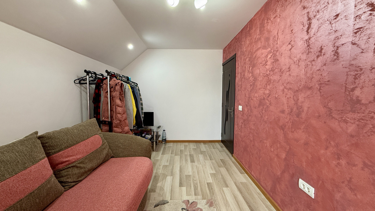 Casa individuala 4 camere, de vanzare - Sanandrei 10, foxfort.ro