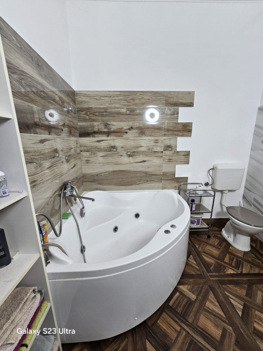 Casa individuala 20 camere, teren 1015 mp, zona Parneava 10, foxfort.ro