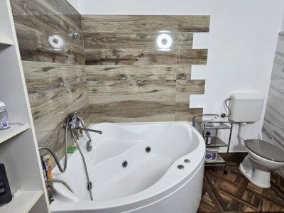 Casa individuala 20 camere, teren 1015 mp, zona Parneava imagine mica 10, foxfort.ro