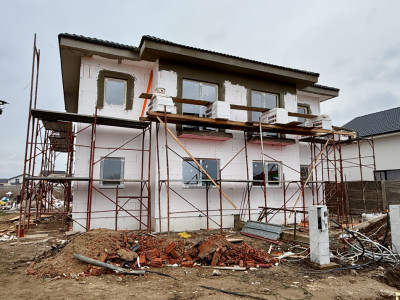 COMISION 0% Duplex de vanzare 3 camere Bucovat