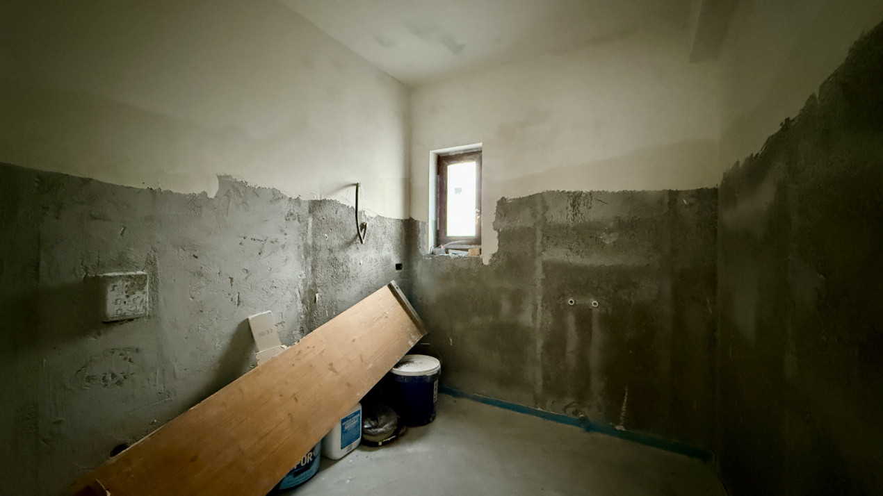 Duplex cu 3 camere, pod mansardabil si panouri fotovoltaice - Calea Urseni 10, foxfort.ro