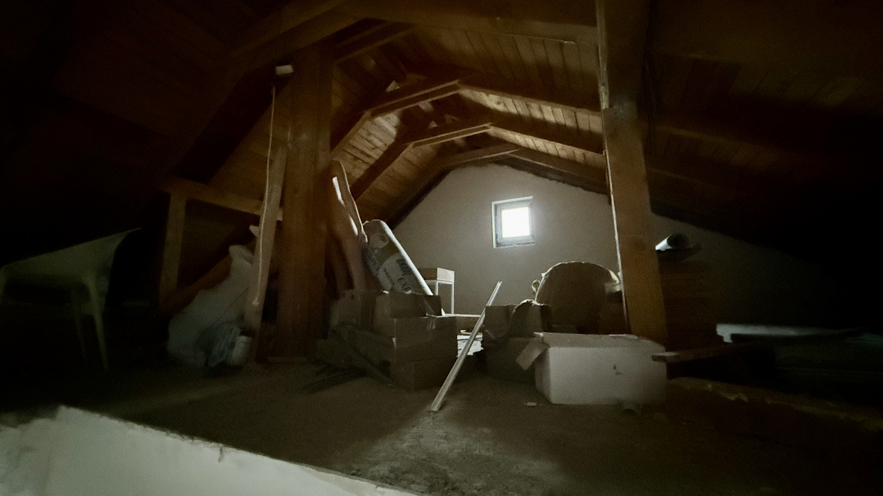 Duplex cu 3 camere, pod mansardabil si panouri fotovoltaice - Calea Urseni 11, foxfort.ro