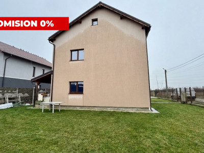 Duplex cu 3 camere, pod mansardabil si panouri fotovoltaice - Calea Urseni