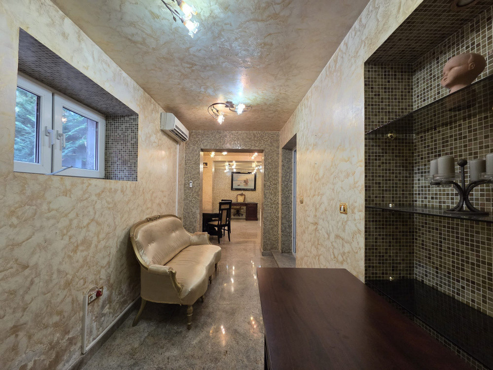 Inchiriez spatiu pentru birouri in zona Tribunalului, Demisol spatios, mobilat 8, foxfort.ro