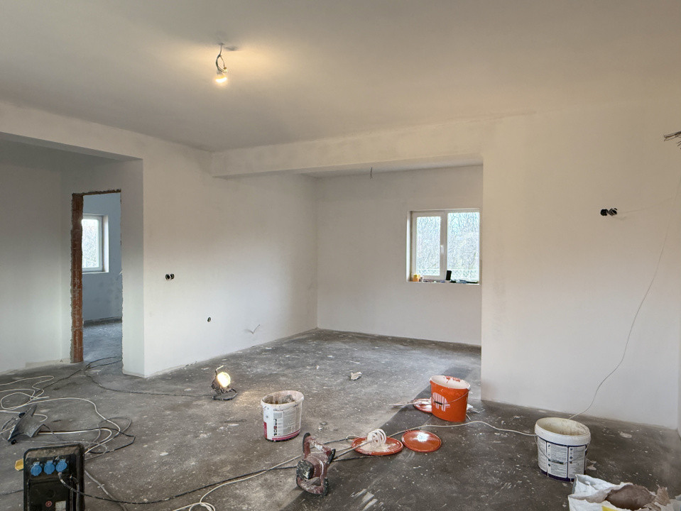 Duplex cu 3 camere de vanzare in localitatea Beregsau Mare, zona Centrala 3, foxfort.ro