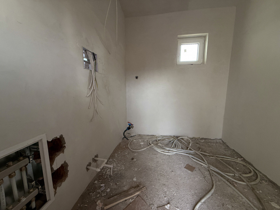 Duplex cu 3 camere de vanzare in localitatea Beregsau Mare, zona Centrala 15, foxfort.ro