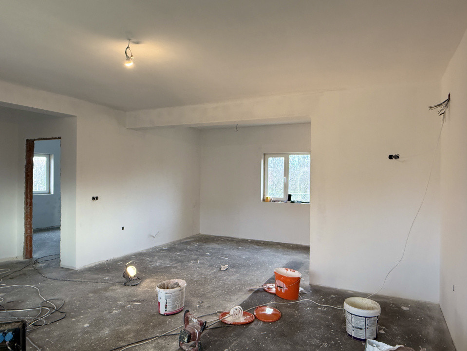 Duplex cu 3 camere de vanzare in localitatea Beregsau Mare, zona Centrala 17, foxfort.ro