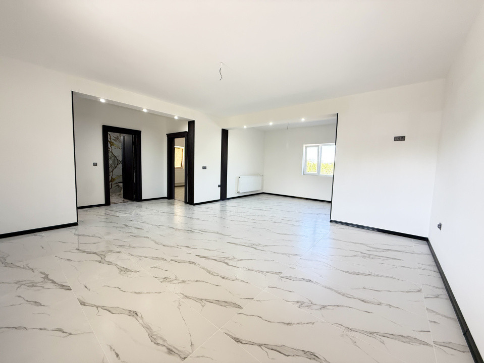 COMISION 0% Duplex cu 3 camere de vanzare in Beregsau Mare 1, foxfort.ro