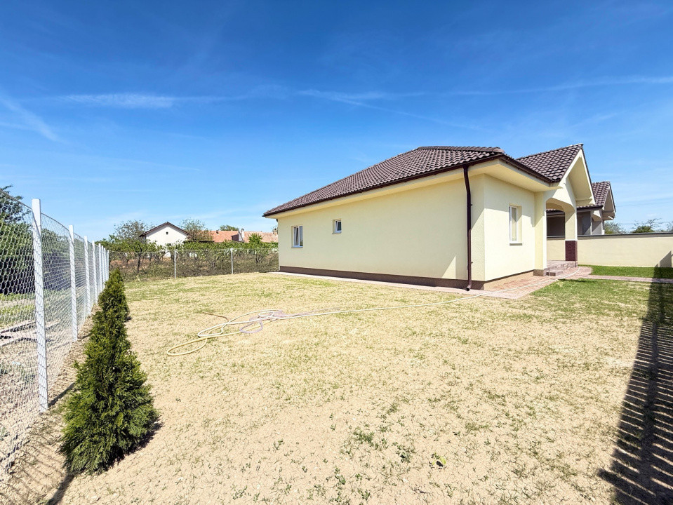 COMISION 0% Duplex cu 3 camere de vanzare in Beregsau Mare 10, foxfort.ro