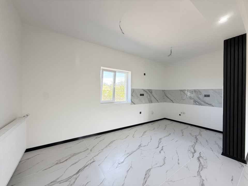 COMISION 0% Duplex cu 3 camere de vanzare in Beregsau Mare 12, foxfort.ro
