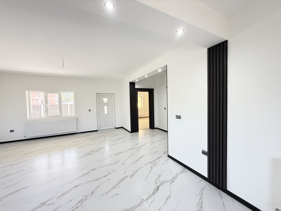 COMISION 0% Duplex cu 3 camere de vanzare in Beregsau Mare 15, foxfort.ro