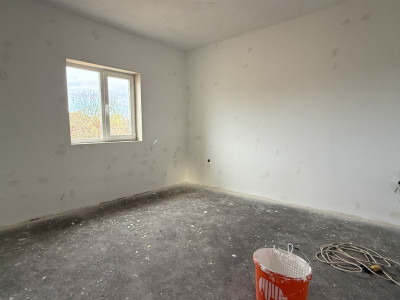 Duplex cu 3 camere de vanzare in localitatea Beregsau Mare, zona Centrala imagine mica 10, foxfort.ro