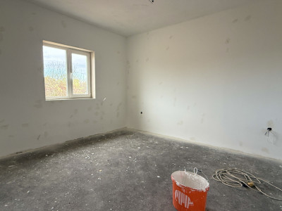 Duplex cu 3 camere de vanzare in localitatea Beregsau Mare, zona Centrala imagine mica 11, foxfort.ro