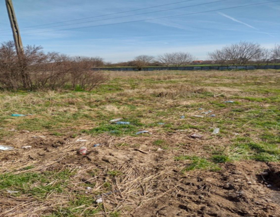 Teren intravilan de 5096 mp cu front de 37 ml, zona Sag 1, foxfort.ro