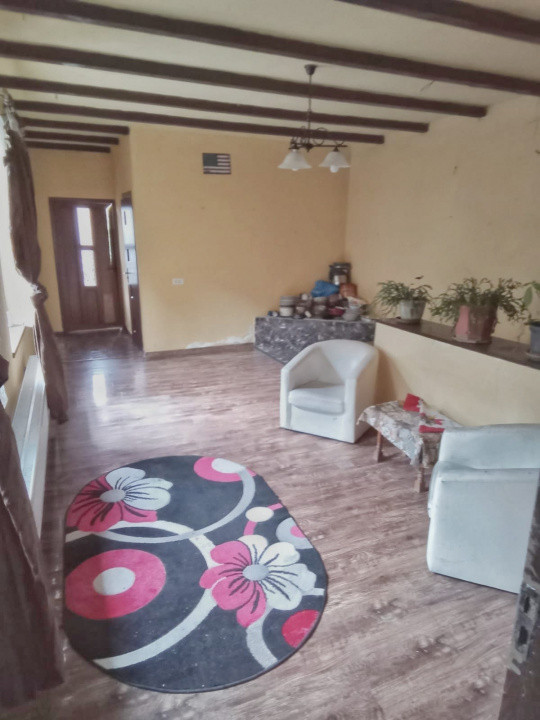 Vand casa spatioasa intr-o zona buna a orasului Arad 4, foxfort.ro