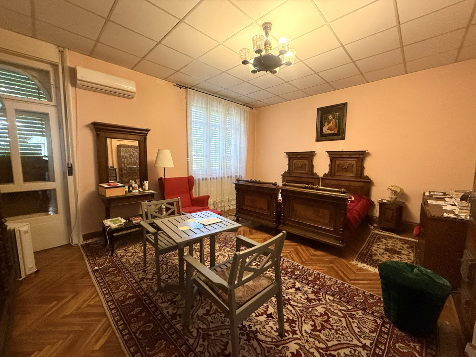 Spatiu de birou sau rezidential, P + 1E, 186 mp in centrul orasului 2, foxfort.ro