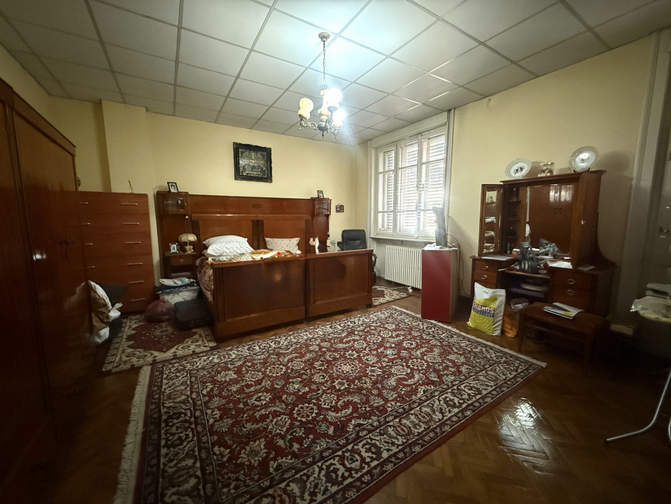 Spatiu de birou sau rezidential, P + 1E, 186 mp in centrul orasului 5, foxfort.ro