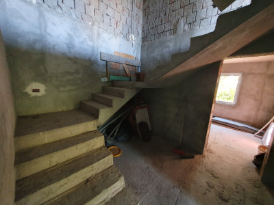 Casa individuala cu 5 camere si 2 bai, Central Jebel imagine mica 14, foxfort.ro