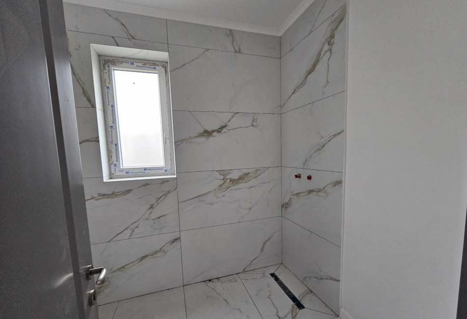 Apartament cu 2 camere de vanzare in bloc nou, zona Gradiste 5, foxfort.ro